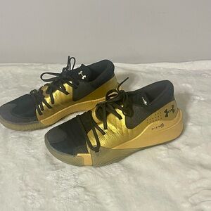 Under Armour Anatomix Spawn Low Basketball Shoes Men 8.5 Black Metallic Gold